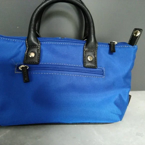 Purse from DENVER HAYES, a brand carried by Mark's. - Picture 2 of 5